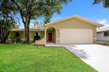 113 NE 18th Pl, Cape Coral, FL 33909